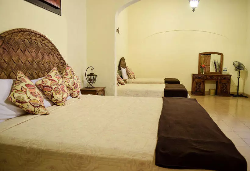 ベッドアンドブレックファースト Ruiseñor