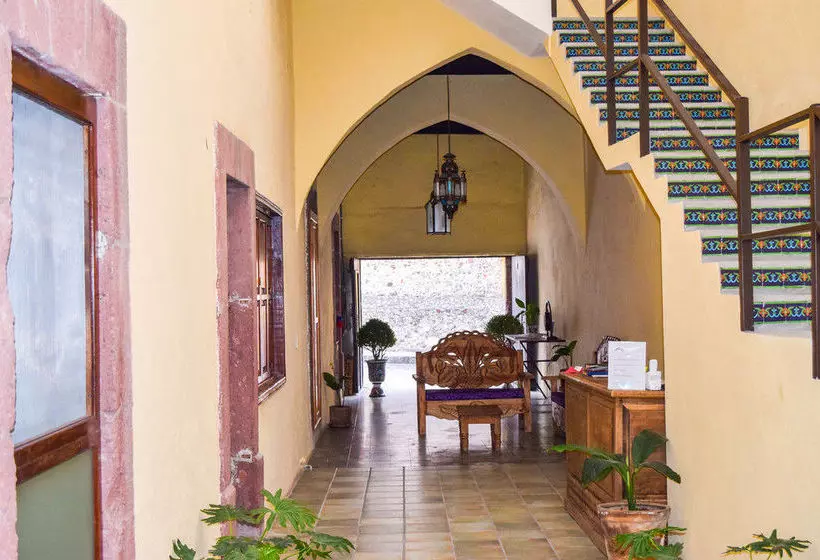 ベッドアンドブレックファースト Ruiseñor