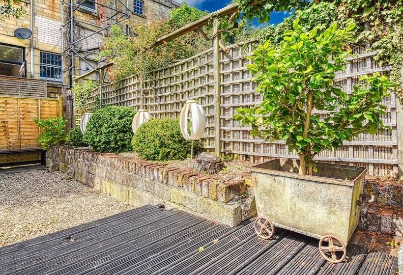 Ghar Homes   Bath City Centre Cosy Retreat