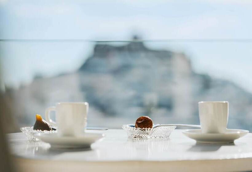 בית מלון כפרי Andromeda Resort