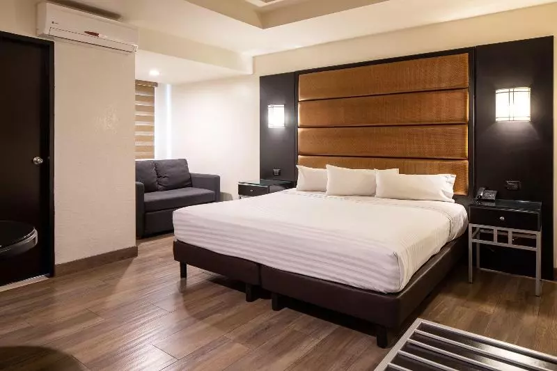 هتل Astor Tijuana