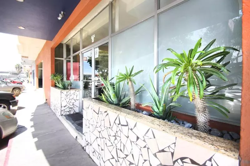 هتل Astor Tijuana