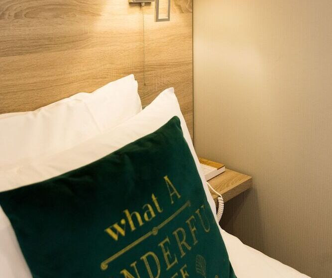 בית מלון כפרי De La Terrasse