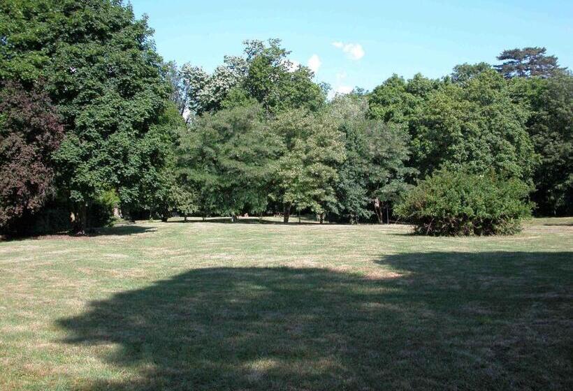 Domaine De Beaupré Hotel The Originals Relais