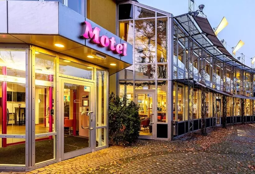 ホテル Hannover Garbsen