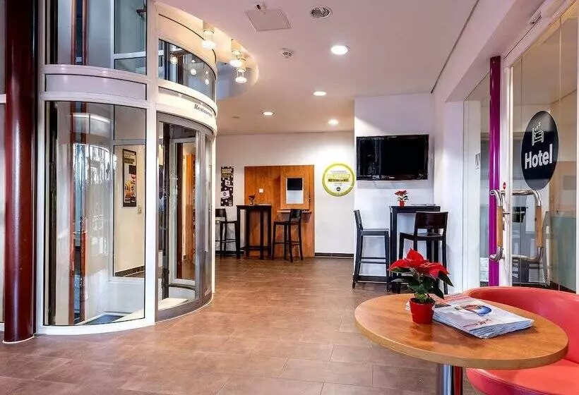 ホテル Hannover Garbsen