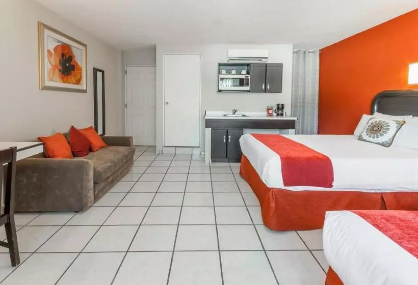 هتل Howard Johnson Leon Avenida