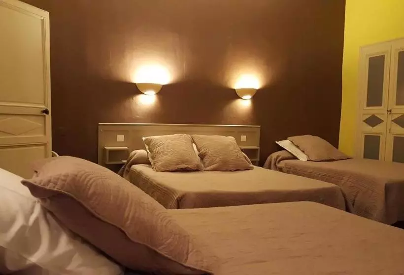 هتل Hôtel Ronsin