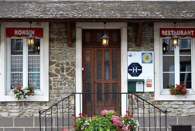هتل Hôtel Ronsin