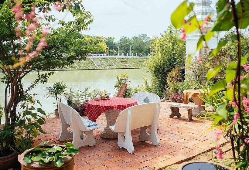 فندق Loy Manee House