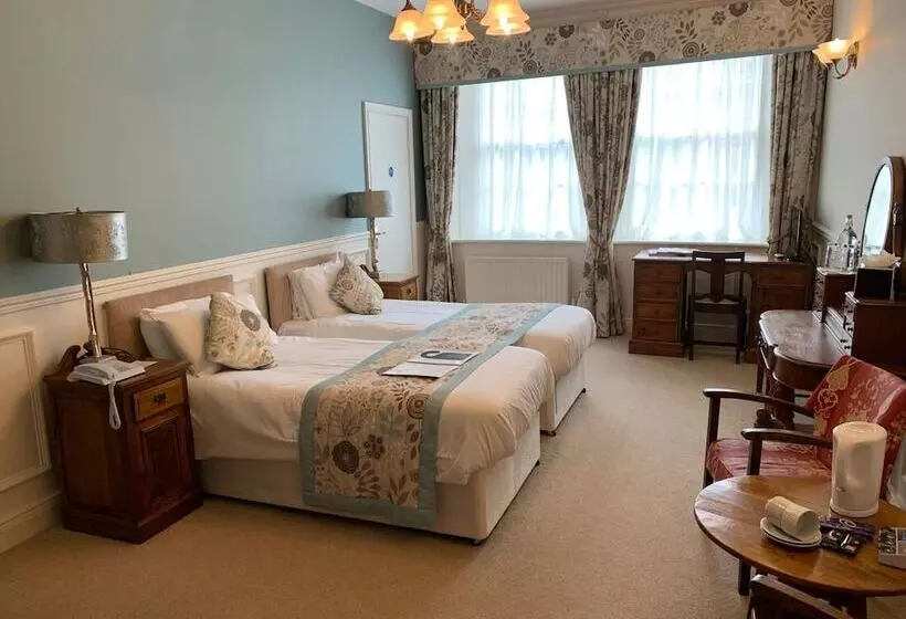 בית מלון כפרי Otterburn Castle