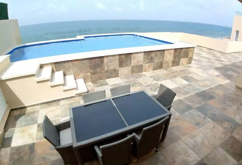 בית מלון כפרי Penthouse Isla 33