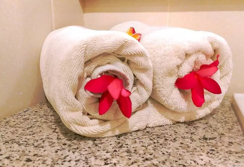 هتل Puri Saron Denpasar