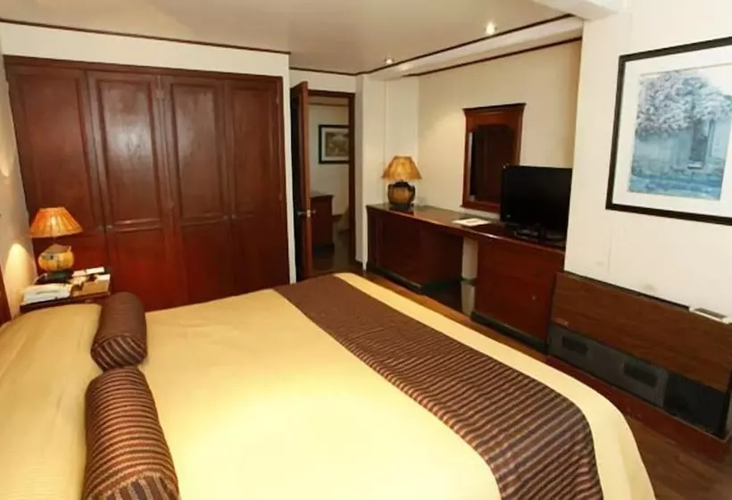 فندق Suites Colibri