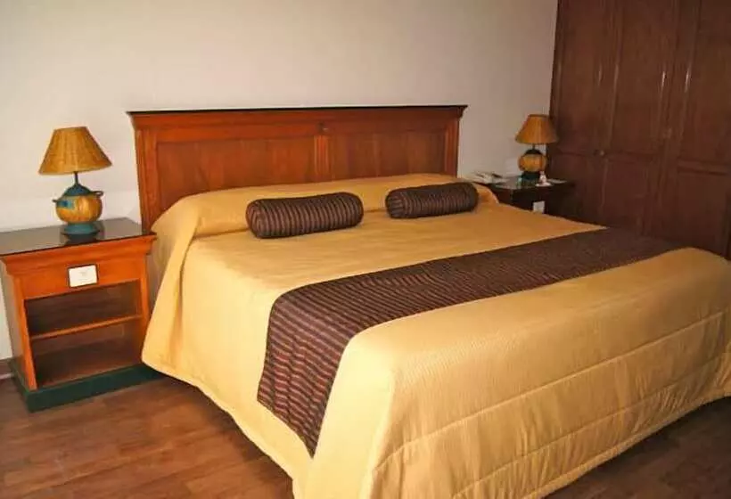 فندق Suites Colibri