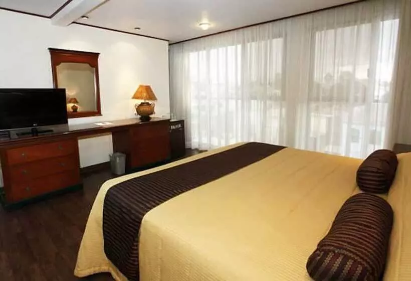 فندق Suites Colibri