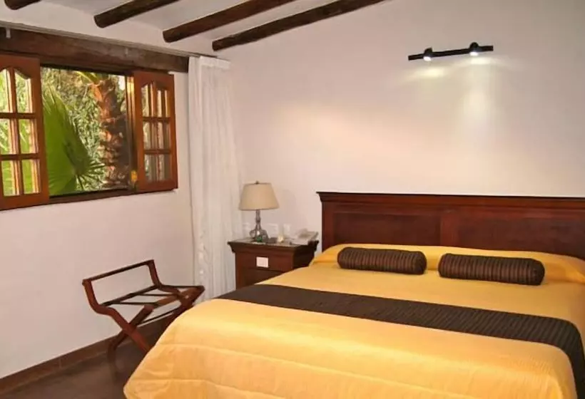 فندق Suites Colibri