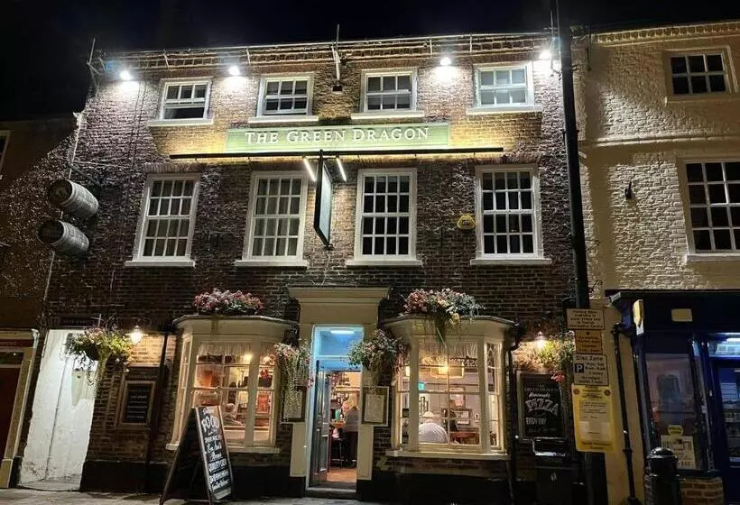ホテル The Green Dragon At Bedale