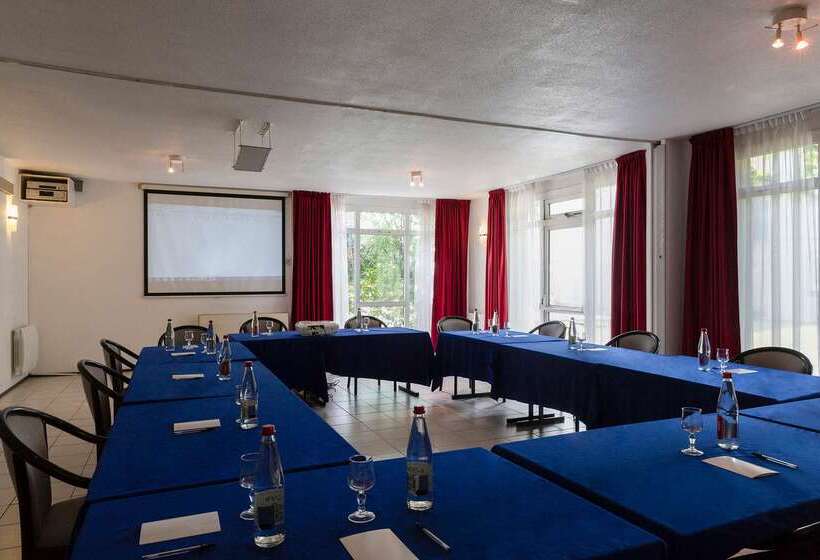 فندق The Originals City, Angers Sud, Le Village 49