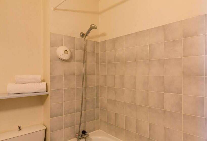 فندق The Originals City, Angers Sud, Le Village 49