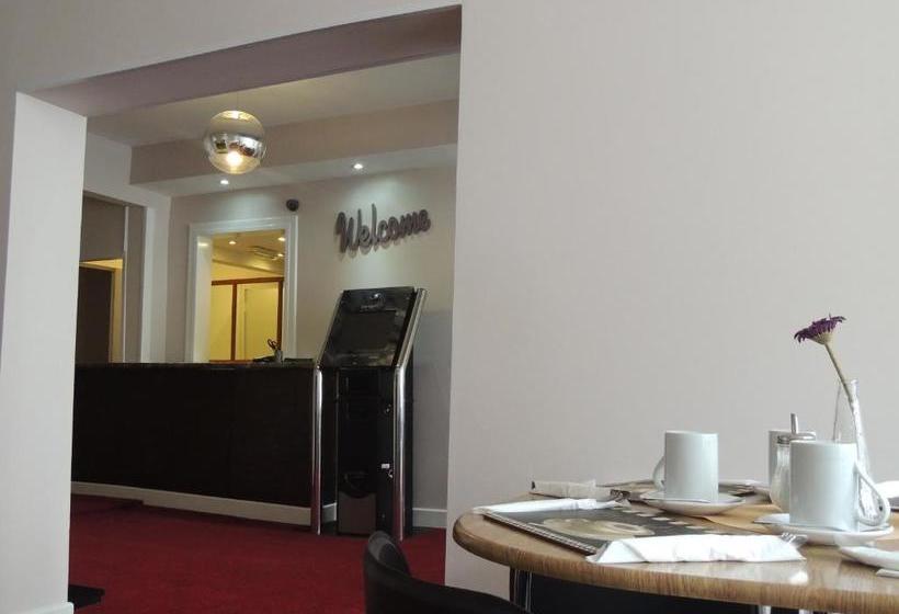 ホテル White House