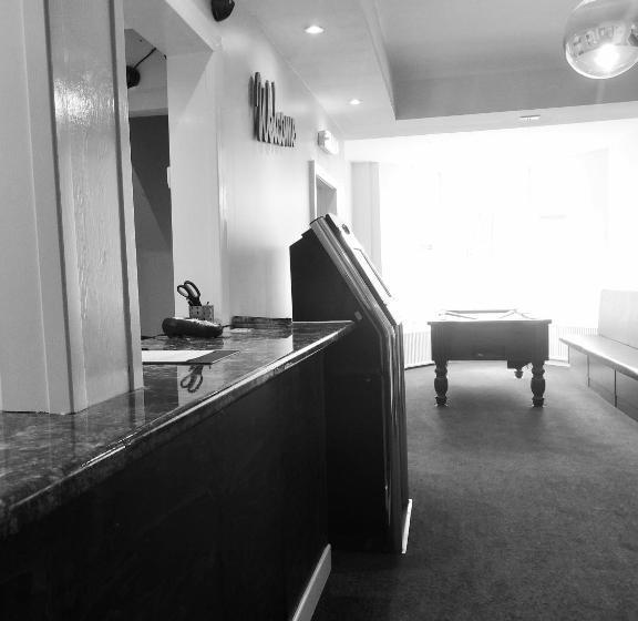 ホテル White House