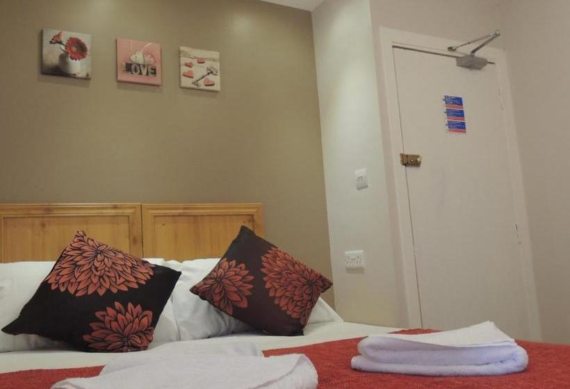 ホテル White House