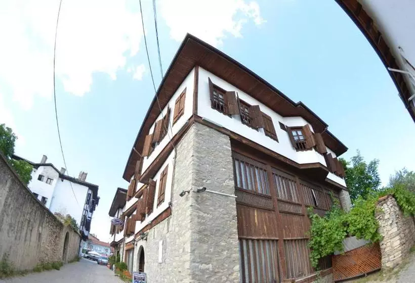ホテル Yorgancıoglu Konak