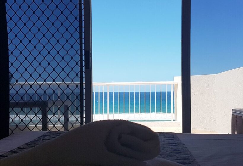 Surfers Horizons Resort