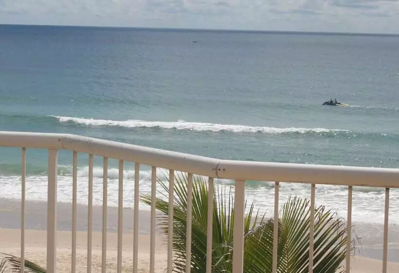 Surfers Horizons Resort