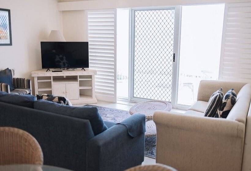 Surfers Horizons Resort