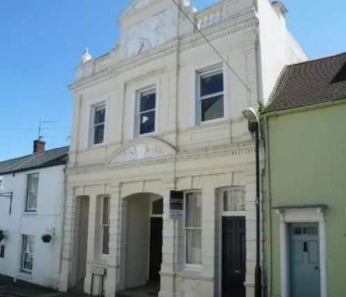 Theatre House Apartment 2