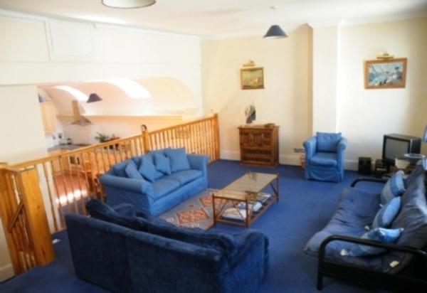 Theatre House Apartment 2