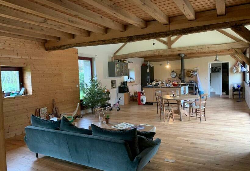 住宿加早餐  Chambre D Hôtes Dans Les Champs