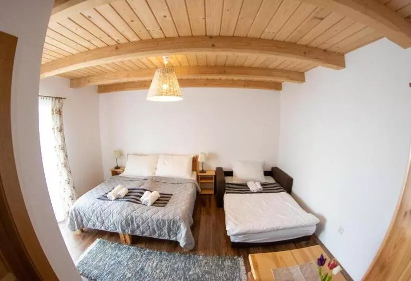 Majatalo Penzión Skorušina