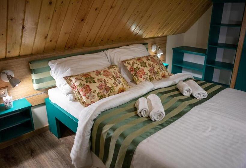 ペンション Penzión Skorušina