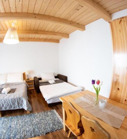 ペンション Penzión Skorušina