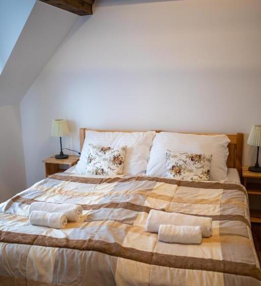 ペンション Penzión Skorušina