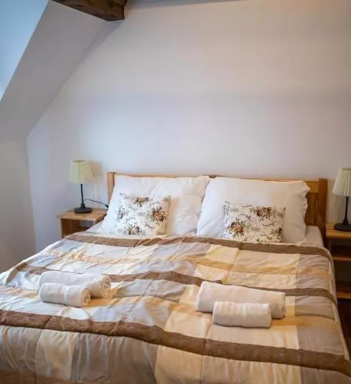 Majatalo Penzión Skorušina