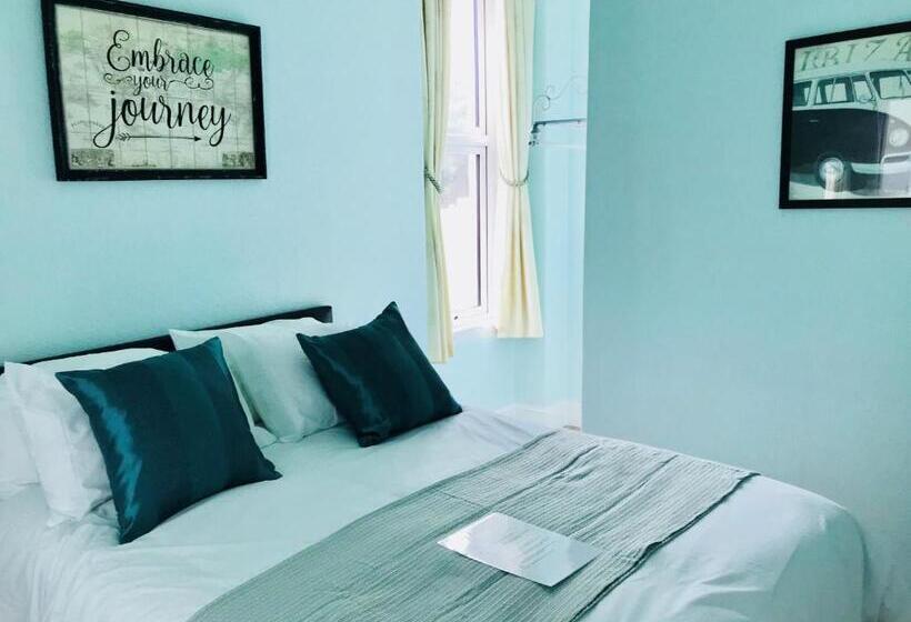 تختخواب و صبحانه Highlea Guest House