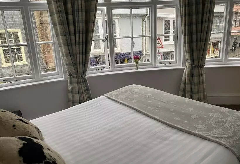 민박 King William Iv