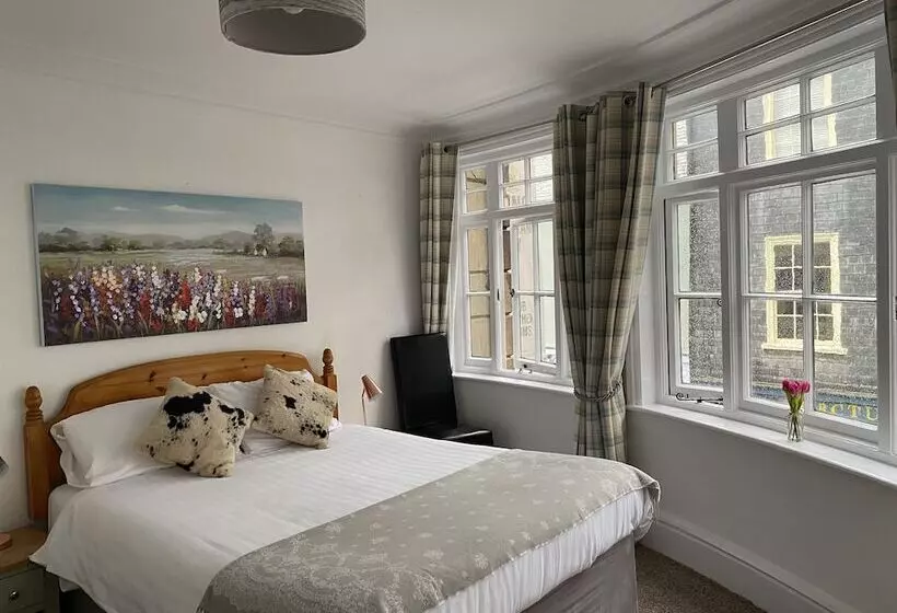 민박 King William Iv