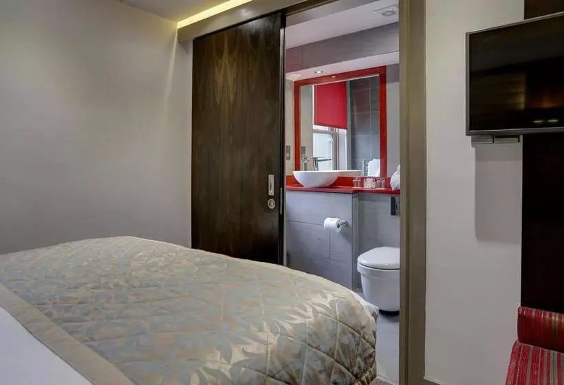 هتل Maitrise  Edgware Road – London