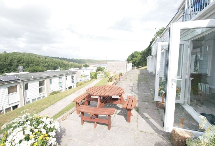 Freshwater Bay Holiday Cottages