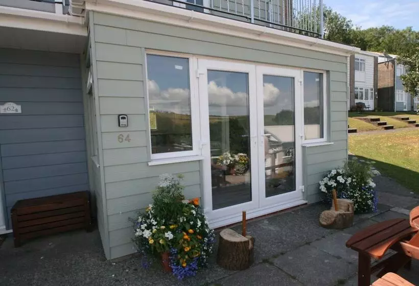 Freshwater Bay Holiday Cottages