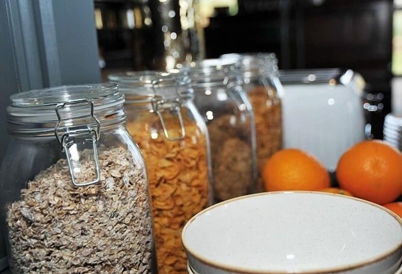 فندق The Alma Inn