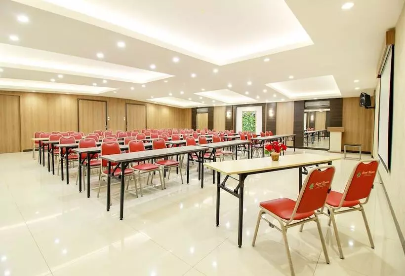 Hotelli Collection O Sweet Karina Bandung