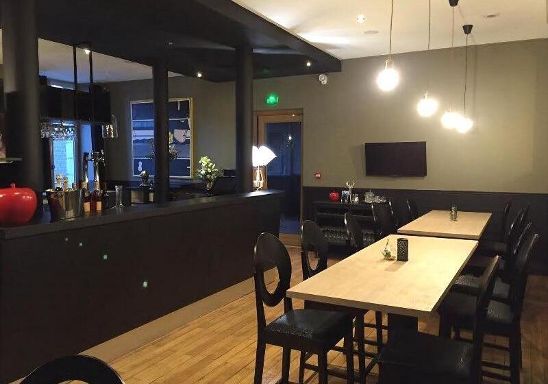 Отель Grand Hôtel Brive