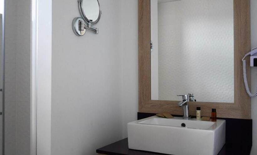 Отель Grand Hôtel Brive