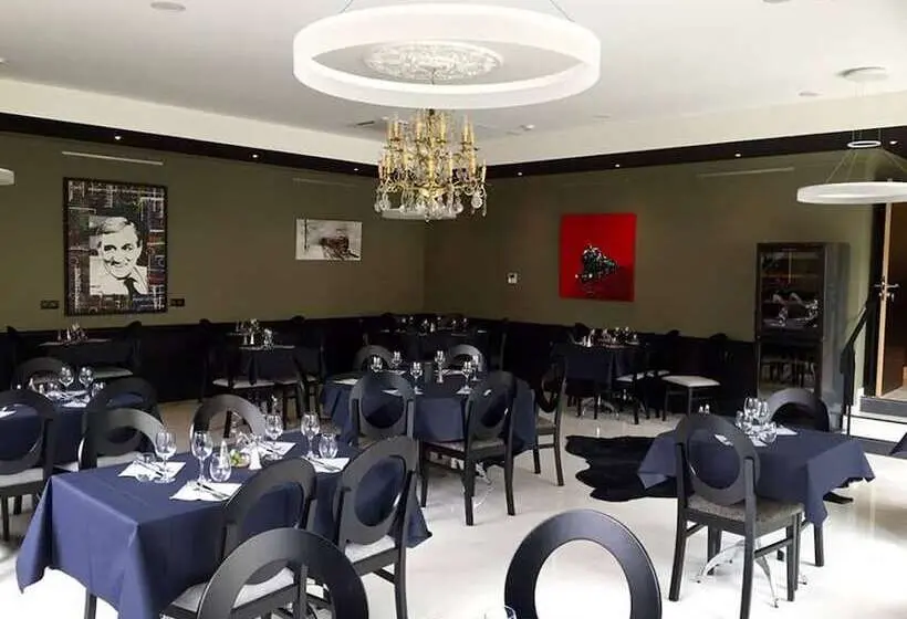 ホテル Grand Hôtel Brive